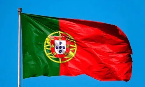 Điện mừng Quốc khánh Cộng hoà Bồ Đào Nha